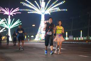 BIB: 43056, 440
                            <button type="button" onclick="openModal(17581462)" class="btn btn-primary btn-sm float-right btn-popup" data-toggle="modal" data-target=".modal-high-quality">
                        <i class="fas fa-shopping-cart"></i> Add to Cart
                    </button>
                                            <button type="button" onclick="isThisMe(17581462, true)" class="btn btn-success btn-sm float-right btn-popup btn-isme hidden" data-toggle="tooltip" data-placement="bottom" title="นี่คือรูปของคุณใช่ไหม คลิกที่นี่เพื่อเอาเข้าอัลบั้ม">
                        <i class="fas fa-plus"></i> Add to album
                    </button>
                    <button type="button" onclick="isThisMe(17581462, false)" class="btn btn-warning btn-sm float-right btn-popup btn-isnotme hidden">
                        <i class="fas fa-ban"></i> Remove from album
                    </button>