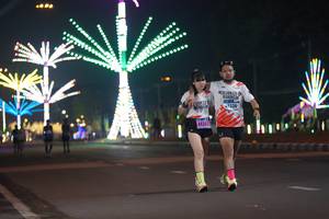 BIB: 41336, 44342
                            <button type="button" onclick="openModal(17575911)" class="btn btn-primary btn-sm float-right btn-popup" data-toggle="modal" data-target=".modal-high-quality">
                        <i class="fas fa-shopping-cart"></i> Add to Cart
                    </button>
                                            <button type="button" onclick="isThisMe(17575911, true)" class="btn btn-success btn-sm float-right btn-popup btn-isme hidden" data-toggle="tooltip" data-placement="bottom" title="นี่คือรูปของคุณใช่ไหม คลิกที่นี่เพื่อเอาเข้าอัลบั้ม">
                        <i class="fas fa-plus"></i> Add to album
                    </button>
                    <button type="button" onclick="isThisMe(17575911, false)" class="btn btn-warning btn-sm float-right btn-popup btn-isnotme hidden">
                        <i class="fas fa-ban"></i> Remove from album
                    </button>