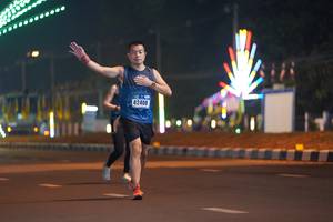 BIB: 42408
                            <button type="button" onclick="openModal(17578569)" class="btn btn-primary btn-sm float-right btn-popup" data-toggle="modal" data-target=".modal-high-quality">
                        <i class="fas fa-shopping-cart"></i> Add to Cart
                    </button>
                                            <button type="button" onclick="isThisMe(17578569, true)" class="btn btn-success btn-sm float-right btn-popup btn-isme hidden" data-toggle="tooltip" data-placement="bottom" title="นี่คือรูปของคุณใช่ไหม คลิกที่นี่เพื่อเอาเข้าอัลบั้ม">
                        <i class="fas fa-plus"></i> Add to album
                    </button>
                    <button type="button" onclick="isThisMe(17578569, false)" class="btn btn-warning btn-sm float-right btn-popup btn-isnotme hidden">
                        <i class="fas fa-ban"></i> Remove from album
                    </button>