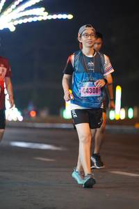 BIB: 4300
                            <button type="button" onclick="openModal(17582266)" class="btn btn-primary btn-sm float-right btn-popup" data-toggle="modal" data-target=".modal-high-quality">
                        <i class="fas fa-shopping-cart"></i> Add to Cart
                    </button>
                                            <button type="button" onclick="isThisMe(17582266, true)" class="btn btn-success btn-sm float-right btn-popup btn-isme hidden" data-toggle="tooltip" data-placement="bottom" title="นี่คือรูปของคุณใช่ไหม คลิกที่นี่เพื่อเอาเข้าอัลบั้ม">
                        <i class="fas fa-plus"></i> Add to album
                    </button>
                    <button type="button" onclick="isThisMe(17582266, false)" class="btn btn-warning btn-sm float-right btn-popup btn-isnotme hidden">
                        <i class="fas fa-ban"></i> Remove from album
                    </button>