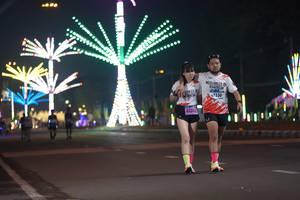 BIB: 1336, 4434
                            <button type="button" onclick="openModal(17575909)" class="btn btn-primary btn-sm float-right btn-popup" data-toggle="modal" data-target=".modal-high-quality">
                        <i class="fas fa-shopping-cart"></i> Add to Cart
                    </button>
                                            <button type="button" onclick="isThisMe(17575909, true)" class="btn btn-success btn-sm float-right btn-popup btn-isme hidden" data-toggle="tooltip" data-placement="bottom" title="นี่คือรูปของคุณใช่ไหม คลิกที่นี่เพื่อเอาเข้าอัลบั้ม">
                        <i class="fas fa-plus"></i> Add to album
                    </button>
                    <button type="button" onclick="isThisMe(17575909, false)" class="btn btn-warning btn-sm float-right btn-popup btn-isnotme hidden">
                        <i class="fas fa-ban"></i> Remove from album
                    </button>