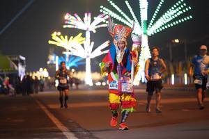 BIB: 42818
                            <button type="button" onclick="openModal(17577810)" class="btn btn-primary btn-sm float-right btn-popup" data-toggle="modal" data-target=".modal-high-quality">
                        <i class="fas fa-shopping-cart"></i> Add to Cart
                    </button>
                                            <button type="button" onclick="isThisMe(17577810, true)" class="btn btn-success btn-sm float-right btn-popup btn-isme hidden" data-toggle="tooltip" data-placement="bottom" title="นี่คือรูปของคุณใช่ไหม คลิกที่นี่เพื่อเอาเข้าอัลบั้ม">
                        <i class="fas fa-plus"></i> Add to album
                    </button>
                    <button type="button" onclick="isThisMe(17577810, false)" class="btn btn-warning btn-sm float-right btn-popup btn-isnotme hidden">
                        <i class="fas fa-ban"></i> Remove from album
                    </button>