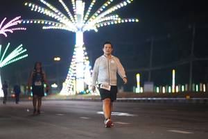 BIB: 41851
                            <button type="button" onclick="openModal(17582091)" class="btn btn-primary btn-sm float-right btn-popup" data-toggle="modal" data-target=".modal-high-quality">
                        <i class="fas fa-shopping-cart"></i> Add to Cart
                    </button>
                                            <button type="button" onclick="isThisMe(17582091, true)" class="btn btn-success btn-sm float-right btn-popup btn-isme hidden" data-toggle="tooltip" data-placement="bottom" title="นี่คือรูปของคุณใช่ไหม คลิกที่นี่เพื่อเอาเข้าอัลบั้ม">
                        <i class="fas fa-plus"></i> Add to album
                    </button>
                    <button type="button" onclick="isThisMe(17582091, false)" class="btn btn-warning btn-sm float-right btn-popup btn-isnotme hidden">
                        <i class="fas fa-ban"></i> Remove from album
                    </button>