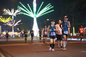 BIB: 020, 10633, 44055
                            <button type="button" onclick="openModal(17568280)" class="btn btn-primary btn-sm float-right btn-popup" data-toggle="modal" data-target=".modal-high-quality">
                        <i class="fas fa-shopping-cart"></i> Add to Cart
                    </button>
                                            <button type="button" onclick="isThisMe(17568280, true)" class="btn btn-success btn-sm float-right btn-popup btn-isme hidden" data-toggle="tooltip" data-placement="bottom" title="นี่คือรูปของคุณใช่ไหม คลิกที่นี่เพื่อเอาเข้าอัลบั้ม">
                        <i class="fas fa-plus"></i> Add to album
                    </button>
                    <button type="button" onclick="isThisMe(17568280, false)" class="btn btn-warning btn-sm float-right btn-popup btn-isnotme hidden">
                        <i class="fas fa-ban"></i> Remove from album
                    </button>