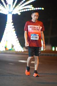 BIB: 42206
                            <button type="button" onclick="openModal(17582275)" class="btn btn-primary btn-sm float-right btn-popup" data-toggle="modal" data-target=".modal-high-quality">
                        <i class="fas fa-shopping-cart"></i> Add to Cart
                    </button>
                                            <button type="button" onclick="isThisMe(17582275, true)" class="btn btn-success btn-sm float-right btn-popup btn-isme hidden" data-toggle="tooltip" data-placement="bottom" title="นี่คือรูปของคุณใช่ไหม คลิกที่นี่เพื่อเอาเข้าอัลบั้ม">
                        <i class="fas fa-plus"></i> Add to album
                    </button>
                    <button type="button" onclick="isThisMe(17582275, false)" class="btn btn-warning btn-sm float-right btn-popup btn-isnotme hidden">
                        <i class="fas fa-ban"></i> Remove from album
                    </button>