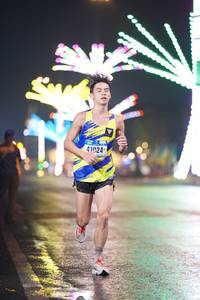 BIB: 41024
                            <button type="button" onclick="openModal(17172047)" class="btn btn-primary btn-sm float-right btn-popup" data-toggle="modal" data-target=".modal-high-quality">
                        <i class="fas fa-shopping-cart"></i> Add to Cart
                    </button>
                                            <button type="button" onclick="isThisMe(17172047, true)" class="btn btn-success btn-sm float-right btn-popup btn-isme hidden" data-toggle="tooltip" data-placement="bottom" title="นี่คือรูปของคุณใช่ไหม คลิกที่นี่เพื่อเอาเข้าอัลบั้ม">
                        <i class="fas fa-plus"></i> Add to album
                    </button>
                    <button type="button" onclick="isThisMe(17172047, false)" class="btn btn-warning btn-sm float-right btn-popup btn-isnotme hidden">
                        <i class="fas fa-ban"></i> Remove from album
                    </button>