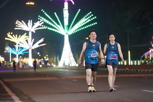 BIB: 43050, 44585
                            <button type="button" onclick="openModal(17574646)" class="btn btn-primary btn-sm float-right btn-popup" data-toggle="modal" data-target=".modal-high-quality">
                        <i class="fas fa-shopping-cart"></i> Add to Cart
                    </button>
                                            <button type="button" onclick="isThisMe(17574646, true)" class="btn btn-success btn-sm float-right btn-popup btn-isme hidden" data-toggle="tooltip" data-placement="bottom" title="นี่คือรูปของคุณใช่ไหม คลิกที่นี่เพื่อเอาเข้าอัลบั้ม">
                        <i class="fas fa-plus"></i> Add to album
                    </button>
                    <button type="button" onclick="isThisMe(17574646, false)" class="btn btn-warning btn-sm float-right btn-popup btn-isnotme hidden">
                        <i class="fas fa-ban"></i> Remove from album
                    </button>