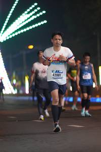 BIB: 42081
                            <button type="button" onclick="openModal(17520478)" class="btn btn-primary btn-sm float-right btn-popup" data-toggle="modal" data-target=".modal-high-quality">
                        <i class="fas fa-shopping-cart"></i> Add to Cart
                    </button>
                                            <button type="button" onclick="isThisMe(17520478, true)" class="btn btn-success btn-sm float-right btn-popup btn-isme hidden" data-toggle="tooltip" data-placement="bottom" title="นี่คือรูปของคุณใช่ไหม คลิกที่นี่เพื่อเอาเข้าอัลบั้ม">
                        <i class="fas fa-plus"></i> Add to album
                    </button>
                    <button type="button" onclick="isThisMe(17520478, false)" class="btn btn-warning btn-sm float-right btn-popup btn-isnotme hidden">
                        <i class="fas fa-ban"></i> Remove from album
                    </button>