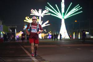 BIB: 3179
                            <button type="button" onclick="openModal(17581249)" class="btn btn-primary btn-sm float-right btn-popup" data-toggle="modal" data-target=".modal-high-quality">
                        <i class="fas fa-shopping-cart"></i> Add to Cart
                    </button>
                                            <button type="button" onclick="isThisMe(17581249, true)" class="btn btn-success btn-sm float-right btn-popup btn-isme hidden" data-toggle="tooltip" data-placement="bottom" title="นี่คือรูปของคุณใช่ไหม คลิกที่นี่เพื่อเอาเข้าอัลบั้ม">
                        <i class="fas fa-plus"></i> Add to album
                    </button>
                    <button type="button" onclick="isThisMe(17581249, false)" class="btn btn-warning btn-sm float-right btn-popup btn-isnotme hidden">
                        <i class="fas fa-ban"></i> Remove from album
                    </button>