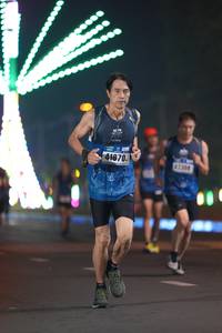 BIB: 41870, 42308
                            <button type="button" onclick="openModal(17528834)" class="btn btn-primary btn-sm float-right btn-popup" data-toggle="modal" data-target=".modal-high-quality">
                        <i class="fas fa-shopping-cart"></i> Add to Cart
                    </button>
                                            <button type="button" onclick="isThisMe(17528834, true)" class="btn btn-success btn-sm float-right btn-popup btn-isme hidden" data-toggle="tooltip" data-placement="bottom" title="นี่คือรูปของคุณใช่ไหม คลิกที่นี่เพื่อเอาเข้าอัลบั้ม">
                        <i class="fas fa-plus"></i> Add to album
                    </button>
                    <button type="button" onclick="isThisMe(17528834, false)" class="btn btn-warning btn-sm float-right btn-popup btn-isnotme hidden">
                        <i class="fas fa-ban"></i> Remove from album
                    </button>
