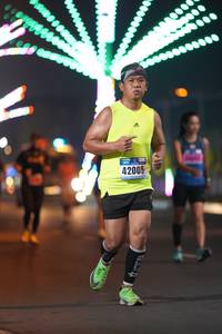 BIB: 42005
                            <button type="button" onclick="openModal(17533836)" class="btn btn-primary btn-sm float-right btn-popup" data-toggle="modal" data-target=".modal-high-quality">
                        <i class="fas fa-shopping-cart"></i> Add to Cart
                    </button>
                                            <button type="button" onclick="isThisMe(17533836, true)" class="btn btn-success btn-sm float-right btn-popup btn-isme hidden" data-toggle="tooltip" data-placement="bottom" title="นี่คือรูปของคุณใช่ไหม คลิกที่นี่เพื่อเอาเข้าอัลบั้ม">
                        <i class="fas fa-plus"></i> Add to album
                    </button>
                    <button type="button" onclick="isThisMe(17533836, false)" class="btn btn-warning btn-sm float-right btn-popup btn-isnotme hidden">
                        <i class="fas fa-ban"></i> Remove from album
                    </button>