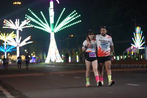 BIB: 40336, 44342
                            <button type="button" onclick="openModal(17575928)" class="btn btn-primary btn-sm float-right btn-popup" data-toggle="modal" data-target=".modal-high-quality">
                        <i class="fas fa-shopping-cart"></i> Add to Cart
                    </button>
                                            <button type="button" onclick="isThisMe(17575928, true)" class="btn btn-success btn-sm float-right btn-popup btn-isme hidden" data-toggle="tooltip" data-placement="bottom" title="นี่คือรูปของคุณใช่ไหม คลิกที่นี่เพื่อเอาเข้าอัลบั้ม">
                        <i class="fas fa-plus"></i> Add to album
                    </button>
                    <button type="button" onclick="isThisMe(17575928, false)" class="btn btn-warning btn-sm float-right btn-popup btn-isnotme hidden">
                        <i class="fas fa-ban"></i> Remove from album
                    </button>