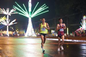 BIB: 62401, 40333
                            <button type="button" onclick="openModal(17165406)" class="btn btn-primary btn-sm float-right btn-popup" data-toggle="modal" data-target=".modal-high-quality">
                        <i class="fas fa-shopping-cart"></i> Add to Cart
                    </button>
                                            <button type="button" onclick="isThisMe(17165406, true)" class="btn btn-success btn-sm float-right btn-popup btn-isme hidden" data-toggle="tooltip" data-placement="bottom" title="นี่คือรูปของคุณใช่ไหม คลิกที่นี่เพื่อเอาเข้าอัลบั้ม">
                        <i class="fas fa-plus"></i> Add to album
                    </button>
                    <button type="button" onclick="isThisMe(17165406, false)" class="btn btn-warning btn-sm float-right btn-popup btn-isnotme hidden">
                        <i class="fas fa-ban"></i> Remove from album
                    </button>