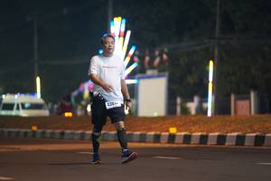 BIB: 430
                            <button type="button" onclick="openModal(17580504)" class="btn btn-primary btn-sm float-right btn-popup" data-toggle="modal" data-target=".modal-high-quality">
                        <i class="fas fa-shopping-cart"></i> Add to Cart
                    </button>
                                            <button type="button" onclick="isThisMe(17580504, true)" class="btn btn-success btn-sm float-right btn-popup btn-isme hidden" data-toggle="tooltip" data-placement="bottom" title="นี่คือรูปของคุณใช่ไหม คลิกที่นี่เพื่อเอาเข้าอัลบั้ม">
                        <i class="fas fa-plus"></i> Add to album
                    </button>
                    <button type="button" onclick="isThisMe(17580504, false)" class="btn btn-warning btn-sm float-right btn-popup btn-isnotme hidden">
                        <i class="fas fa-ban"></i> Remove from album
                    </button>