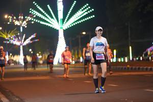 BIB: 44321
                            <button type="button" onclick="openModal(17571760)" class="btn btn-primary btn-sm float-right btn-popup" data-toggle="modal" data-target=".modal-high-quality">
                        <i class="fas fa-shopping-cart"></i> Add to Cart
                    </button>
                                            <button type="button" onclick="isThisMe(17571760, true)" class="btn btn-success btn-sm float-right btn-popup btn-isme hidden" data-toggle="tooltip" data-placement="bottom" title="นี่คือรูปของคุณใช่ไหม คลิกที่นี่เพื่อเอาเข้าอัลบั้ม">
                        <i class="fas fa-plus"></i> Add to album
                    </button>
                    <button type="button" onclick="isThisMe(17571760, false)" class="btn btn-warning btn-sm float-right btn-popup btn-isnotme hidden">
                        <i class="fas fa-ban"></i> Remove from album
                    </button>