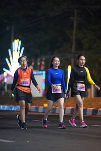 BIB: 25535, 25986, 25041
                            <button type="button" onclick="openModal(17509102)" class="btn btn-primary btn-sm float-right btn-popup" data-toggle="modal" data-target=".modal-high-quality">
                        <i class="fas fa-shopping-cart"></i> Add to Cart
                    </button>
                                            <button type="button" onclick="isThisMe(17509102, true)" class="btn btn-success btn-sm float-right btn-popup btn-isme hidden" data-toggle="tooltip" data-placement="bottom" title="นี่คือรูปของคุณใช่ไหม คลิกที่นี่เพื่อเอาเข้าอัลบั้ม">
                        <i class="fas fa-plus"></i> Add to album
                    </button>
                    <button type="button" onclick="isThisMe(17509102, false)" class="btn btn-warning btn-sm float-right btn-popup btn-isnotme hidden">
                        <i class="fas fa-ban"></i> Remove from album
                    </button>