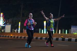 BIB: 442
                            <button type="button" onclick="openModal(17577041)" class="btn btn-primary btn-sm float-right btn-popup" data-toggle="modal" data-target=".modal-high-quality">
                        <i class="fas fa-shopping-cart"></i> Add to Cart
                    </button>
                                            <button type="button" onclick="isThisMe(17577041, true)" class="btn btn-success btn-sm float-right btn-popup btn-isme hidden" data-toggle="tooltip" data-placement="bottom" title="นี่คือรูปของคุณใช่ไหม คลิกที่นี่เพื่อเอาเข้าอัลบั้ม">
                        <i class="fas fa-plus"></i> Add to album
                    </button>
                    <button type="button" onclick="isThisMe(17577041, false)" class="btn btn-warning btn-sm float-right btn-popup btn-isnotme hidden">
                        <i class="fas fa-ban"></i> Remove from album
                    </button>