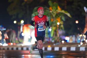 BIB: 40410
                            <button type="button" onclick="openModal(17125142)" class="btn btn-primary btn-sm float-right btn-popup" data-toggle="modal" data-target=".modal-high-quality">
                        <i class="fas fa-shopping-cart"></i> Add to Cart
                    </button>
                                            <button type="button" onclick="isThisMe(17125142, true)" class="btn btn-success btn-sm float-right btn-popup btn-isme hidden" data-toggle="tooltip" data-placement="bottom" title="นี่คือรูปของคุณใช่ไหม คลิกที่นี่เพื่อเอาเข้าอัลบั้ม">
                        <i class="fas fa-plus"></i> Add to album
                    </button>
                    <button type="button" onclick="isThisMe(17125142, false)" class="btn btn-warning btn-sm float-right btn-popup btn-isnotme hidden">
                        <i class="fas fa-ban"></i> Remove from album
                    </button>