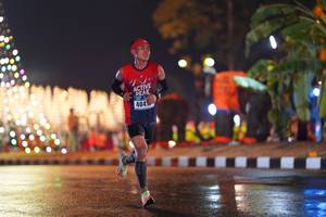 BIB: 4041
                            <button type="button" onclick="openModal(17124935)" class="btn btn-primary btn-sm float-right btn-popup" data-toggle="modal" data-target=".modal-high-quality">
                        <i class="fas fa-shopping-cart"></i> Add to Cart
                    </button>
                                            <button type="button" onclick="isThisMe(17124935, true)" class="btn btn-success btn-sm float-right btn-popup btn-isme hidden" data-toggle="tooltip" data-placement="bottom" title="นี่คือรูปของคุณใช่ไหม คลิกที่นี่เพื่อเอาเข้าอัลบั้ม">
                        <i class="fas fa-plus"></i> Add to album
                    </button>
                    <button type="button" onclick="isThisMe(17124935, false)" class="btn btn-warning btn-sm float-right btn-popup btn-isnotme hidden">
                        <i class="fas fa-ban"></i> Remove from album
                    </button>