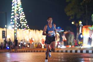 BIB: 0400
                            <button type="button" onclick="openModal(17122305)" class="btn btn-primary btn-sm float-right btn-popup" data-toggle="modal" data-target=".modal-high-quality">
                        <i class="fas fa-shopping-cart"></i> Add to Cart
                    </button>
                                            <button type="button" onclick="isThisMe(17122305, true)" class="btn btn-success btn-sm float-right btn-popup btn-isme hidden" data-toggle="tooltip" data-placement="bottom" title="นี่คือรูปของคุณใช่ไหม คลิกที่นี่เพื่อเอาเข้าอัลบั้ม">
                        <i class="fas fa-plus"></i> Add to album
                    </button>
                    <button type="button" onclick="isThisMe(17122305, false)" class="btn btn-warning btn-sm float-right btn-popup btn-isnotme hidden">
                        <i class="fas fa-ban"></i> Remove from album
                    </button>