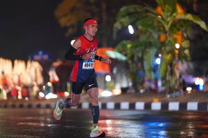 BIB: 4041
                            <button type="button" onclick="openModal(17125042)" class="btn btn-primary btn-sm float-right btn-popup" data-toggle="modal" data-target=".modal-high-quality">
                        <i class="fas fa-shopping-cart"></i> Add to Cart
                    </button>
                                            <button type="button" onclick="isThisMe(17125042, true)" class="btn btn-success btn-sm float-right btn-popup btn-isme hidden" data-toggle="tooltip" data-placement="bottom" title="นี่คือรูปของคุณใช่ไหม คลิกที่นี่เพื่อเอาเข้าอัลบั้ม">
                        <i class="fas fa-plus"></i> Add to album
                    </button>
                    <button type="button" onclick="isThisMe(17125042, false)" class="btn btn-warning btn-sm float-right btn-popup btn-isnotme hidden">
                        <i class="fas fa-ban"></i> Remove from album
                    </button>