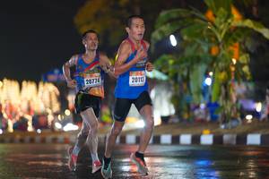 BIB: 20774, 20113
                            <button type="button" onclick="openModal(17123234)" class="btn btn-primary btn-sm float-right btn-popup" data-toggle="modal" data-target=".modal-high-quality">
                        <i class="fas fa-shopping-cart"></i> Add to Cart
                    </button>
                                            <button type="button" onclick="isThisMe(17123234, true)" class="btn btn-success btn-sm float-right btn-popup btn-isme hidden" data-toggle="tooltip" data-placement="bottom" title="นี่คือรูปของคุณใช่ไหม คลิกที่นี่เพื่อเอาเข้าอัลบั้ม">
                        <i class="fas fa-plus"></i> Add to album
                    </button>
                    <button type="button" onclick="isThisMe(17123234, false)" class="btn btn-warning btn-sm float-right btn-popup btn-isnotme hidden">
                        <i class="fas fa-ban"></i> Remove from album
                    </button>