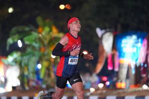 BIB: 4041
                            <button type="button" onclick="openModal(17125194)" class="btn btn-primary btn-sm float-right btn-popup" data-toggle="modal" data-target=".modal-high-quality">
                        <i class="fas fa-shopping-cart"></i> Add to Cart
                    </button>
                                            <button type="button" onclick="isThisMe(17125194, true)" class="btn btn-success btn-sm float-right btn-popup btn-isme hidden" data-toggle="tooltip" data-placement="bottom" title="นี่คือรูปของคุณใช่ไหม คลิกที่นี่เพื่อเอาเข้าอัลบั้ม">
                        <i class="fas fa-plus"></i> Add to album
                    </button>
                    <button type="button" onclick="isThisMe(17125194, false)" class="btn btn-warning btn-sm float-right btn-popup btn-isnotme hidden">
                        <i class="fas fa-ban"></i> Remove from album
                    </button>