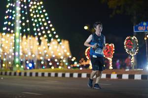 BIB: 4119
                            <button type="button" onclick="openModal(17128993)" class="btn btn-primary btn-sm float-right btn-popup" data-toggle="modal" data-target=".modal-high-quality">
                        <i class="fas fa-shopping-cart"></i> Add to Cart
                    </button>
                                            <button type="button" onclick="isThisMe(17128993, true)" class="btn btn-success btn-sm float-right btn-popup btn-isme hidden" data-toggle="tooltip" data-placement="bottom" title="นี่คือรูปของคุณใช่ไหม คลิกที่นี่เพื่อเอาเข้าอัลบั้ม">
                        <i class="fas fa-plus"></i> Add to album
                    </button>
                    <button type="button" onclick="isThisMe(17128993, false)" class="btn btn-warning btn-sm float-right btn-popup btn-isnotme hidden">
                        <i class="fas fa-ban"></i> Remove from album
                    </button>