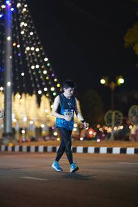 BIB: 4038
                            <button type="button" onclick="openModal(17086067)" class="btn btn-primary btn-sm float-right btn-popup" data-toggle="modal" data-target=".modal-high-quality">
                        <i class="fas fa-shopping-cart"></i> Add to Cart
                    </button>
                                            <button type="button" onclick="isThisMe(17086067, true)" class="btn btn-success btn-sm float-right btn-popup btn-isme hidden" data-toggle="tooltip" data-placement="bottom" title="นี่คือรูปของคุณใช่ไหม คลิกที่นี่เพื่อเอาเข้าอัลบั้ม">
                        <i class="fas fa-plus"></i> Add to album
                    </button>
                    <button type="button" onclick="isThisMe(17086067, false)" class="btn btn-warning btn-sm float-right btn-popup btn-isnotme hidden">
                        <i class="fas fa-ban"></i> Remove from album
                    </button>