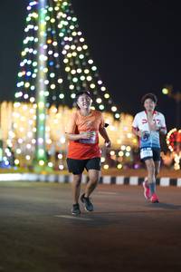 BIB: 201
                            <button type="button" onclick="openModal(17086537)" class="btn btn-primary btn-sm float-right btn-popup" data-toggle="modal" data-target=".modal-high-quality">
                        <i class="fas fa-shopping-cart"></i> Add to Cart
                    </button>
                                            <button type="button" onclick="isThisMe(17086537, true)" class="btn btn-success btn-sm float-right btn-popup btn-isme hidden" data-toggle="tooltip" data-placement="bottom" title="นี่คือรูปของคุณใช่ไหม คลิกที่นี่เพื่อเอาเข้าอัลบั้ม">
                        <i class="fas fa-plus"></i> Add to album
                    </button>
                    <button type="button" onclick="isThisMe(17086537, false)" class="btn btn-warning btn-sm float-right btn-popup btn-isnotme hidden">
                        <i class="fas fa-ban"></i> Remove from album
                    </button>