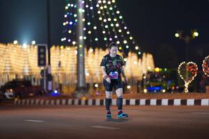 BIB: 4593
                            <button type="button" onclick="openModal(17603932)" class="btn btn-primary btn-sm float-right btn-popup" data-toggle="modal" data-target=".modal-high-quality">
                        <i class="fas fa-shopping-cart"></i> Add to Cart
                    </button>
                                            <button type="button" onclick="isThisMe(17603932, true)" class="btn btn-success btn-sm float-right btn-popup btn-isme hidden" data-toggle="tooltip" data-placement="bottom" title="นี่คือรูปของคุณใช่ไหม คลิกที่นี่เพื่อเอาเข้าอัลบั้ม">
                        <i class="fas fa-plus"></i> Add to album
                    </button>
                    <button type="button" onclick="isThisMe(17603932, false)" class="btn btn-warning btn-sm float-right btn-popup btn-isnotme hidden">
                        <i class="fas fa-ban"></i> Remove from album
                    </button>