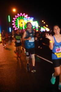 BIB: 42550, 440
                            <button type="button" onclick="openModal(17719033)" class="btn btn-primary btn-sm float-right btn-popup" data-toggle="modal" data-target=".modal-high-quality">
                        <i class="fas fa-shopping-cart"></i> Add to Cart
                    </button>
                                            <button type="button" onclick="isThisMe(17719033, true)" class="btn btn-success btn-sm float-right btn-popup btn-isme hidden" data-toggle="tooltip" data-placement="bottom" title="นี่คือรูปของคุณใช่ไหม คลิกที่นี่เพื่อเอาเข้าอัลบั้ม">
                        <i class="fas fa-plus"></i> Add to album
                    </button>
                    <button type="button" onclick="isThisMe(17719033, false)" class="btn btn-warning btn-sm float-right btn-popup btn-isnotme hidden">
                        <i class="fas fa-ban"></i> Remove from album
                    </button>