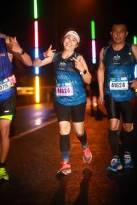 BIB: 075, 44624, 41624
                            <button type="button" onclick="openModal(17718416)" class="btn btn-primary btn-sm float-right btn-popup" data-toggle="modal" data-target=".modal-high-quality">
                        <i class="fas fa-shopping-cart"></i> Add to Cart
                    </button>
                                            <button type="button" onclick="isThisMe(17718416, true)" class="btn btn-success btn-sm float-right btn-popup btn-isme hidden" data-toggle="tooltip" data-placement="bottom" title="นี่คือรูปของคุณใช่ไหม คลิกที่นี่เพื่อเอาเข้าอัลบั้ม">
                        <i class="fas fa-plus"></i> Add to album
                    </button>
                    <button type="button" onclick="isThisMe(17718416, false)" class="btn btn-warning btn-sm float-right btn-popup btn-isnotme hidden">
                        <i class="fas fa-ban"></i> Remove from album
                    </button>