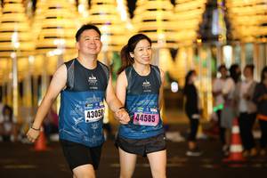 BIB: 43050, 44585
                            <button type="button" onclick="openModal(17441281)" class="btn btn-primary btn-sm float-right btn-popup" data-toggle="modal" data-target=".modal-high-quality">
                        <i class="fas fa-shopping-cart"></i> Add to Cart
                    </button>
                                            <button type="button" onclick="isThisMe(17441281, true)" class="btn btn-success btn-sm float-right btn-popup btn-isme hidden" data-toggle="tooltip" data-placement="bottom" title="นี่คือรูปของคุณใช่ไหม คลิกที่นี่เพื่อเอาเข้าอัลบั้ม">
                        <i class="fas fa-plus"></i> Add to album
                    </button>
                    <button type="button" onclick="isThisMe(17441281, false)" class="btn btn-warning btn-sm float-right btn-popup btn-isnotme hidden">
                        <i class="fas fa-ban"></i> Remove from album
                    </button>