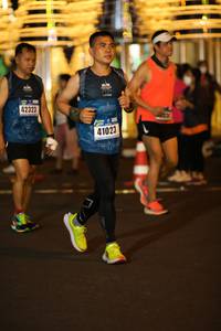 BIB: 42323, 41023
                            <button type="button" onclick="openModal(17391232)" class="btn btn-primary btn-sm float-right btn-popup" data-toggle="modal" data-target=".modal-high-quality">
                        <i class="fas fa-shopping-cart"></i> Add to Cart
                    </button>
                                            <button type="button" onclick="isThisMe(17391232, true)" class="btn btn-success btn-sm float-right btn-popup btn-isme hidden" data-toggle="tooltip" data-placement="bottom" title="นี่คือรูปของคุณใช่ไหม คลิกที่นี่เพื่อเอาเข้าอัลบั้ม">
                        <i class="fas fa-plus"></i> Add to album
                    </button>
                    <button type="button" onclick="isThisMe(17391232, false)" class="btn btn-warning btn-sm float-right btn-popup btn-isnotme hidden">
                        <i class="fas fa-ban"></i> Remove from album
                    </button>