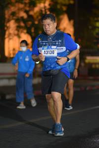 BIB: 43130
                            <button type="button" onclick="openModal(17524299)" class="btn btn-primary btn-sm float-right btn-popup" data-toggle="modal" data-target=".modal-high-quality">
                        <i class="fas fa-shopping-cart"></i> Add to Cart
                    </button>
                                            <button type="button" onclick="isThisMe(17524299, true)" class="btn btn-success btn-sm float-right btn-popup btn-isme hidden" data-toggle="tooltip" data-placement="bottom" title="นี่คือรูปของคุณใช่ไหม คลิกที่นี่เพื่อเอาเข้าอัลบั้ม">
                        <i class="fas fa-plus"></i> Add to album
                    </button>
                    <button type="button" onclick="isThisMe(17524299, false)" class="btn btn-warning btn-sm float-right btn-popup btn-isnotme hidden">
                        <i class="fas fa-ban"></i> Remove from album
                    </button>