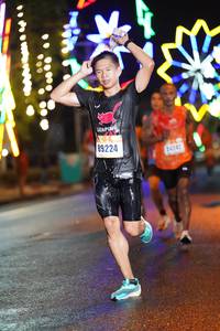 BIB: 89224, 2424
                            <button type="button" onclick="openModal(17756647)" class="btn btn-primary btn-sm float-right btn-popup" data-toggle="modal" data-target=".modal-high-quality">
                        <i class="fas fa-shopping-cart"></i> Add to Cart
                    </button>
                                            <button type="button" onclick="isThisMe(17756647, true)" class="btn btn-success btn-sm float-right btn-popup btn-isme hidden" data-toggle="tooltip" data-placement="bottom" title="นี่คือรูปของคุณใช่ไหม คลิกที่นี่เพื่อเอาเข้าอัลบั้ม">
                        <i class="fas fa-plus"></i> Add to album
                    </button>
                    <button type="button" onclick="isThisMe(17756647, false)" class="btn btn-warning btn-sm float-right btn-popup btn-isnotme hidden">
                        <i class="fas fa-ban"></i> Remove from album
                    </button>