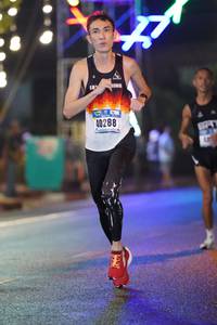 BIB: 40288
                            <button type="button" onclick="openModal(17754164)" class="btn btn-primary btn-sm float-right btn-popup" data-toggle="modal" data-target=".modal-high-quality">
                        <i class="fas fa-shopping-cart"></i> Add to Cart
                    </button>
                                            <button type="button" onclick="isThisMe(17754164, true)" class="btn btn-success btn-sm float-right btn-popup btn-isme hidden" data-toggle="tooltip" data-placement="bottom" title="นี่คือรูปของคุณใช่ไหม คลิกที่นี่เพื่อเอาเข้าอัลบั้ม">
                        <i class="fas fa-plus"></i> Add to album
                    </button>
                    <button type="button" onclick="isThisMe(17754164, false)" class="btn btn-warning btn-sm float-right btn-popup btn-isnotme hidden">
                        <i class="fas fa-ban"></i> Remove from album
                    </button>