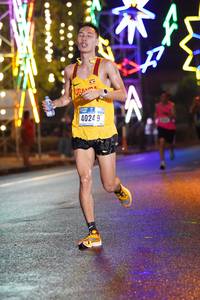 BIB: 4024
                            <button type="button" onclick="openModal(17754054)" class="btn btn-primary btn-sm float-right btn-popup" data-toggle="modal" data-target=".modal-high-quality">
                        <i class="fas fa-shopping-cart"></i> Add to Cart
                    </button>
                                            <button type="button" onclick="isThisMe(17754054, true)" class="btn btn-success btn-sm float-right btn-popup btn-isme hidden" data-toggle="tooltip" data-placement="bottom" title="นี่คือรูปของคุณใช่ไหม คลิกที่นี่เพื่อเอาเข้าอัลบั้ม">
                        <i class="fas fa-plus"></i> Add to album
                    </button>
                    <button type="button" onclick="isThisMe(17754054, false)" class="btn btn-warning btn-sm float-right btn-popup btn-isnotme hidden">
                        <i class="fas fa-ban"></i> Remove from album
                    </button>