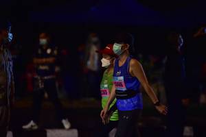 BIB: 13446, 065
                            <button type="button" onclick="openModal(16290076)" class="btn btn-primary btn-sm float-right btn-popup" data-toggle="modal" data-target=".modal-high-quality">
                        <i class="fas fa-shopping-cart"></i> Add to Cart
                    </button>
                                            <button type="button" onclick="isThisMe(16290076, true)" class="btn btn-success btn-sm float-right btn-popup btn-isme hidden" data-toggle="tooltip" data-placement="bottom" title="นี่คือรูปของคุณใช่ไหม คลิกที่นี่เพื่อเอาเข้าอัลบั้ม">
                        <i class="fas fa-plus"></i> Add to album
                    </button>
                    <button type="button" onclick="isThisMe(16290076, false)" class="btn btn-warning btn-sm float-right btn-popup btn-isnotme hidden">
                        <i class="fas fa-ban"></i> Remove from album
                    </button>