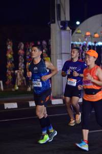 BIB: 22227, 40634
                            <button type="button" onclick="openModal(16840431)" class="btn btn-primary btn-sm float-right btn-popup" data-toggle="modal" data-target=".modal-high-quality">
                        <i class="fas fa-shopping-cart"></i> Add to Cart
                    </button>
                                            <button type="button" onclick="isThisMe(16840431, true)" class="btn btn-success btn-sm float-right btn-popup btn-isme hidden" data-toggle="tooltip" data-placement="bottom" title="นี่คือรูปของคุณใช่ไหม คลิกที่นี่เพื่อเอาเข้าอัลบั้ม">
                        <i class="fas fa-plus"></i> Add to album
                    </button>
                    <button type="button" onclick="isThisMe(16840431, false)" class="btn btn-warning btn-sm float-right btn-popup btn-isnotme hidden">
                        <i class="fas fa-ban"></i> Remove from album
                    </button>