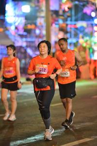 BIB: 052, 5461, 24282
                            <button type="button" onclick="openModal(16840050)" class="btn btn-primary btn-sm float-right btn-popup" data-toggle="modal" data-target=".modal-high-quality">
                        <i class="fas fa-shopping-cart"></i> Add to Cart
                    </button>
                                            <button type="button" onclick="isThisMe(16840050, true)" class="btn btn-success btn-sm float-right btn-popup btn-isme hidden" data-toggle="tooltip" data-placement="bottom" title="นี่คือรูปของคุณใช่ไหม คลิกที่นี่เพื่อเอาเข้าอัลบั้ม">
                        <i class="fas fa-plus"></i> Add to album
                    </button>
                    <button type="button" onclick="isThisMe(16840050, false)" class="btn btn-warning btn-sm float-right btn-popup btn-isnotme hidden">
                        <i class="fas fa-ban"></i> Remove from album
                    </button>