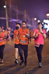 BIB: 212, 20432, 092, 25969
                            <button type="button" onclick="openModal(16840979)" class="btn btn-primary btn-sm float-right btn-popup" data-toggle="modal" data-target=".modal-high-quality">
                        <i class="fas fa-shopping-cart"></i> Add to Cart
                    </button>
                                            <button type="button" onclick="isThisMe(16840979, true)" class="btn btn-success btn-sm float-right btn-popup btn-isme hidden" data-toggle="tooltip" data-placement="bottom" title="นี่คือรูปของคุณใช่ไหม คลิกที่นี่เพื่อเอาเข้าอัลบั้ม">
                        <i class="fas fa-plus"></i> Add to album
                    </button>
                    <button type="button" onclick="isThisMe(16840979, false)" class="btn btn-warning btn-sm float-right btn-popup btn-isnotme hidden">
                        <i class="fas fa-ban"></i> Remove from album
                    </button>