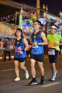 BIB: 410, 44658, 40262
                            <button type="button" onclick="openModal(16949950)" class="btn btn-primary btn-sm float-right btn-popup" data-toggle="modal" data-target=".modal-high-quality">
                        <i class="fas fa-shopping-cart"></i> Add to Cart
                    </button>
                                            <button type="button" onclick="isThisMe(16949950, true)" class="btn btn-success btn-sm float-right btn-popup btn-isme hidden" data-toggle="tooltip" data-placement="bottom" title="นี่คือรูปของคุณใช่ไหม คลิกที่นี่เพื่อเอาเข้าอัลบั้ม">
                        <i class="fas fa-plus"></i> Add to album
                    </button>
                    <button type="button" onclick="isThisMe(16949950, false)" class="btn btn-warning btn-sm float-right btn-popup btn-isnotme hidden">
                        <i class="fas fa-ban"></i> Remove from album
                    </button>