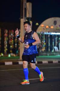 BIB: 416
                            <button type="button" onclick="openModal(16925719)" class="btn btn-primary btn-sm float-right btn-popup" data-toggle="modal" data-target=".modal-high-quality">
                        <i class="fas fa-shopping-cart"></i> Add to Cart
                    </button>
                                            <button type="button" onclick="isThisMe(16925719, true)" class="btn btn-success btn-sm float-right btn-popup btn-isme hidden" data-toggle="tooltip" data-placement="bottom" title="นี่คือรูปของคุณใช่ไหม คลิกที่นี่เพื่อเอาเข้าอัลบั้ม">
                        <i class="fas fa-plus"></i> Add to album
                    </button>
                    <button type="button" onclick="isThisMe(16925719, false)" class="btn btn-warning btn-sm float-right btn-popup btn-isnotme hidden">
                        <i class="fas fa-ban"></i> Remove from album
                    </button>