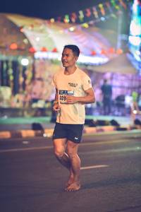 BIB: 409
                            <button type="button" onclick="openModal(18138111)" class="btn btn-primary btn-sm float-right btn-popup" data-toggle="modal" data-target=".modal-high-quality">
                        <i class="fas fa-shopping-cart"></i> Add to Cart
                    </button>
                                            <button type="button" onclick="isThisMe(18138111, true)" class="btn btn-success btn-sm float-right btn-popup btn-isme hidden" data-toggle="tooltip" data-placement="bottom" title="นี่คือรูปของคุณใช่ไหม คลิกที่นี่เพื่อเอาเข้าอัลบั้ม">
                        <i class="fas fa-plus"></i> Add to album
                    </button>
                    <button type="button" onclick="isThisMe(18138111, false)" class="btn btn-warning btn-sm float-right btn-popup btn-isnotme hidden">
                        <i class="fas fa-ban"></i> Remove from album
                    </button>
