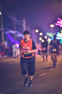 BIB: 27595
                            <button type="button" onclick="openModal(18135584)" class="btn btn-primary btn-sm float-right btn-popup" data-toggle="modal" data-target=".modal-high-quality">
                        <i class="fas fa-shopping-cart"></i> Add to Cart
                    </button>
                                            <button type="button" onclick="isThisMe(18135584, true)" class="btn btn-success btn-sm float-right btn-popup btn-isme hidden" data-toggle="tooltip" data-placement="bottom" title="นี่คือรูปของคุณใช่ไหม คลิกที่นี่เพื่อเอาเข้าอัลบั้ม">
                        <i class="fas fa-plus"></i> Add to album
                    </button>
                    <button type="button" onclick="isThisMe(18135584, false)" class="btn btn-warning btn-sm float-right btn-popup btn-isnotme hidden">
                        <i class="fas fa-ban"></i> Remove from album
                    </button>