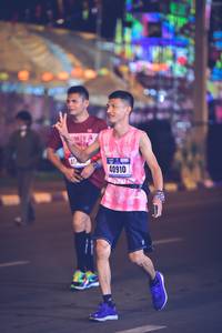 BIB: 40910
                            <button type="button" onclick="openModal(18140833)" class="btn btn-primary btn-sm float-right btn-popup" data-toggle="modal" data-target=".modal-high-quality">
                        <i class="fas fa-shopping-cart"></i> Add to Cart
                    </button>
                                            <button type="button" onclick="isThisMe(18140833, true)" class="btn btn-success btn-sm float-right btn-popup btn-isme hidden" data-toggle="tooltip" data-placement="bottom" title="นี่คือรูปของคุณใช่ไหม คลิกที่นี่เพื่อเอาเข้าอัลบั้ม">
                        <i class="fas fa-plus"></i> Add to album
                    </button>
                    <button type="button" onclick="isThisMe(18140833, false)" class="btn btn-warning btn-sm float-right btn-popup btn-isnotme hidden">
                        <i class="fas fa-ban"></i> Remove from album
                    </button>