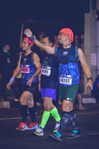 BIB: 44528, 0185, 40352
                            <button type="button" onclick="openModal(18139736)" class="btn btn-primary btn-sm float-right btn-popup" data-toggle="modal" data-target=".modal-high-quality">
                        <i class="fas fa-shopping-cart"></i> Add to Cart
                    </button>
                                            <button type="button" onclick="isThisMe(18139736, true)" class="btn btn-success btn-sm float-right btn-popup btn-isme hidden" data-toggle="tooltip" data-placement="bottom" title="นี่คือรูปของคุณใช่ไหม คลิกที่นี่เพื่อเอาเข้าอัลบั้ม">
                        <i class="fas fa-plus"></i> Add to album
                    </button>
                    <button type="button" onclick="isThisMe(18139736, false)" class="btn btn-warning btn-sm float-right btn-popup btn-isnotme hidden">
                        <i class="fas fa-ban"></i> Remove from album
                    </button>