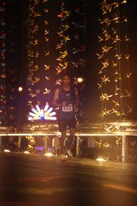 BIB: 41226
                            <button type="button" onclick="openModal(16111872)" class="btn btn-primary btn-sm float-right btn-popup" data-toggle="modal" data-target=".modal-high-quality">
                        <i class="fas fa-shopping-cart"></i> Add to Cart
                    </button>
                                            <button type="button" onclick="isThisMe(16111872, true)" class="btn btn-success btn-sm float-right btn-popup btn-isme hidden" data-toggle="tooltip" data-placement="bottom" title="นี่คือรูปของคุณใช่ไหม คลิกที่นี่เพื่อเอาเข้าอัลบั้ม">
                        <i class="fas fa-plus"></i> Add to album
                    </button>
                    <button type="button" onclick="isThisMe(16111872, false)" class="btn btn-warning btn-sm float-right btn-popup btn-isnotme hidden">
                        <i class="fas fa-ban"></i> Remove from album
                    </button>